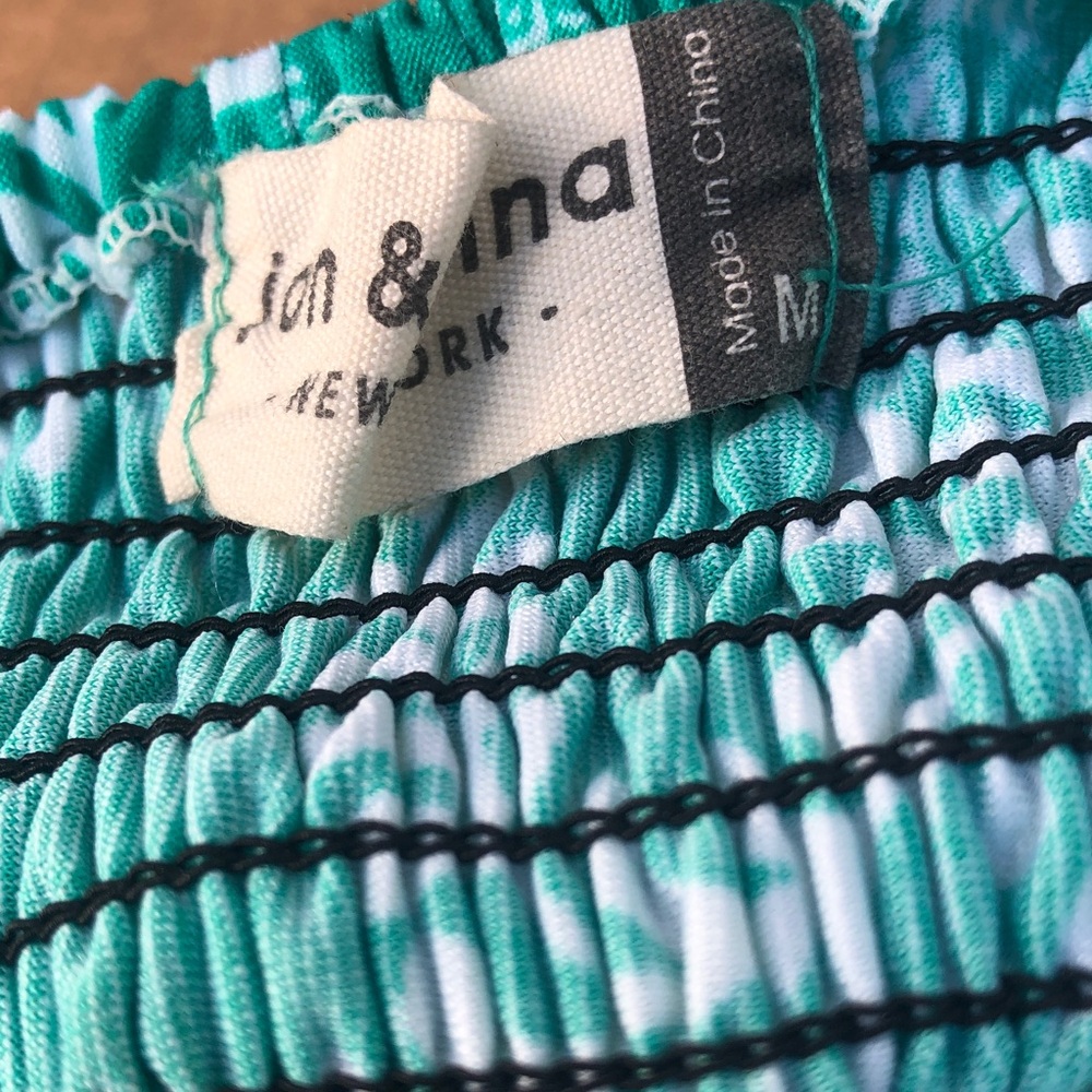 Sleeveless Teal Twist-Front Maxi Dress with White Print - Picture 5 of 7